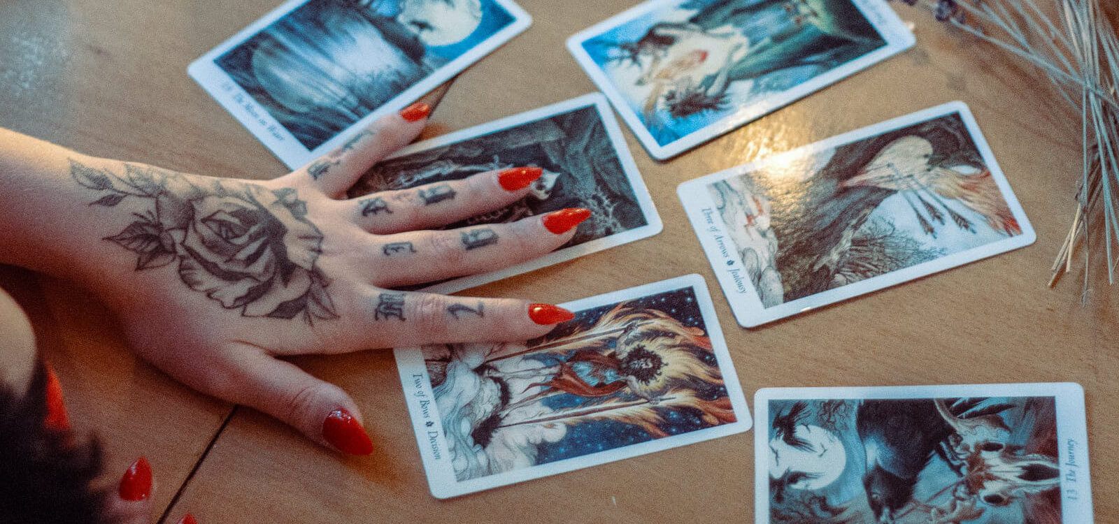 The Top 3 Best Sites to Get an Online Tarot Reading